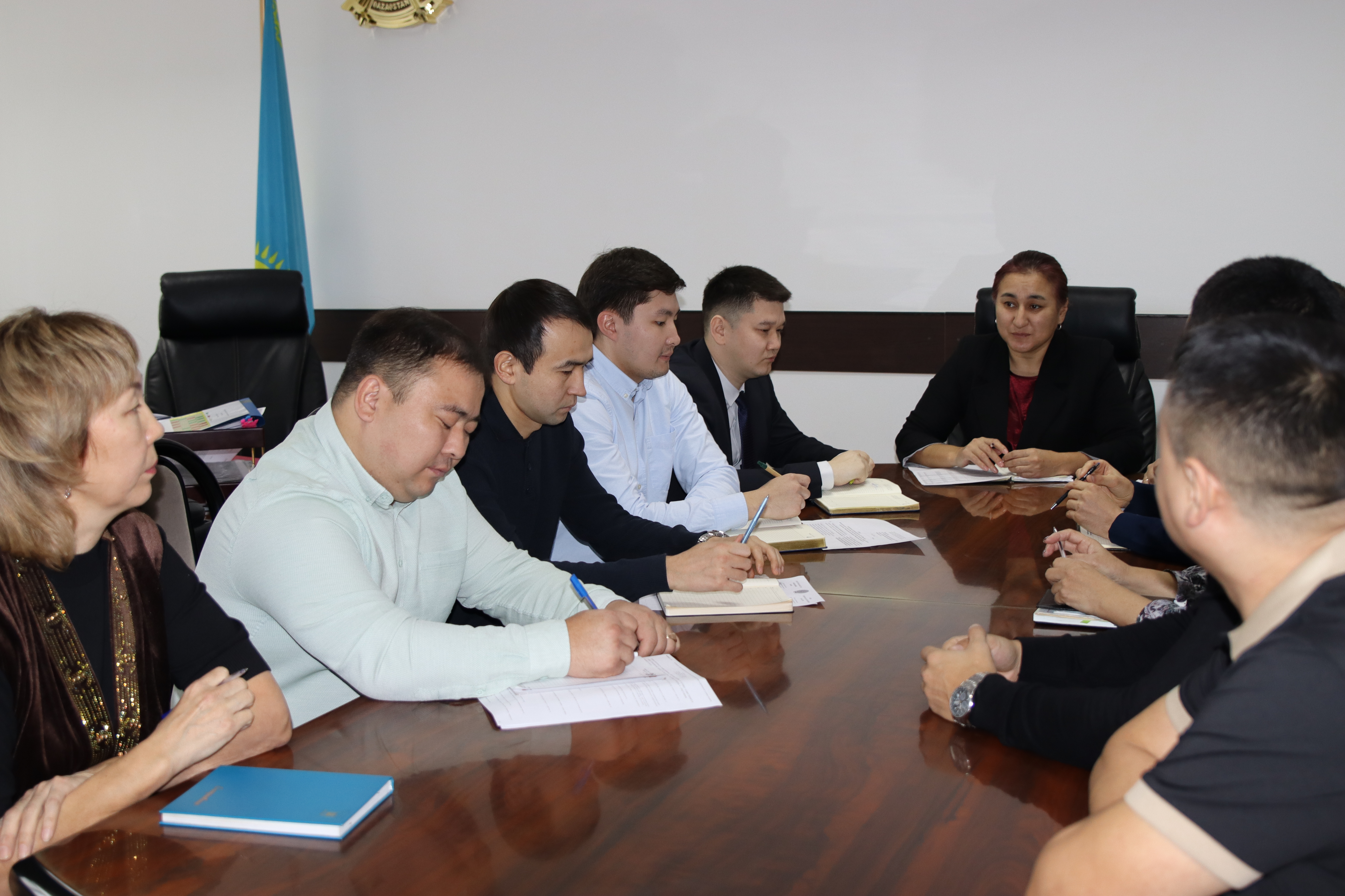 Разъяснительное мероприятие по вопросам антикоррупционной политики и государственной службы