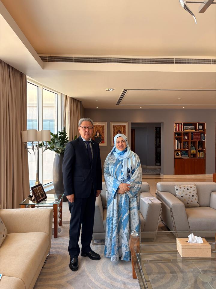 Польшаның жалаңаш эротикасы