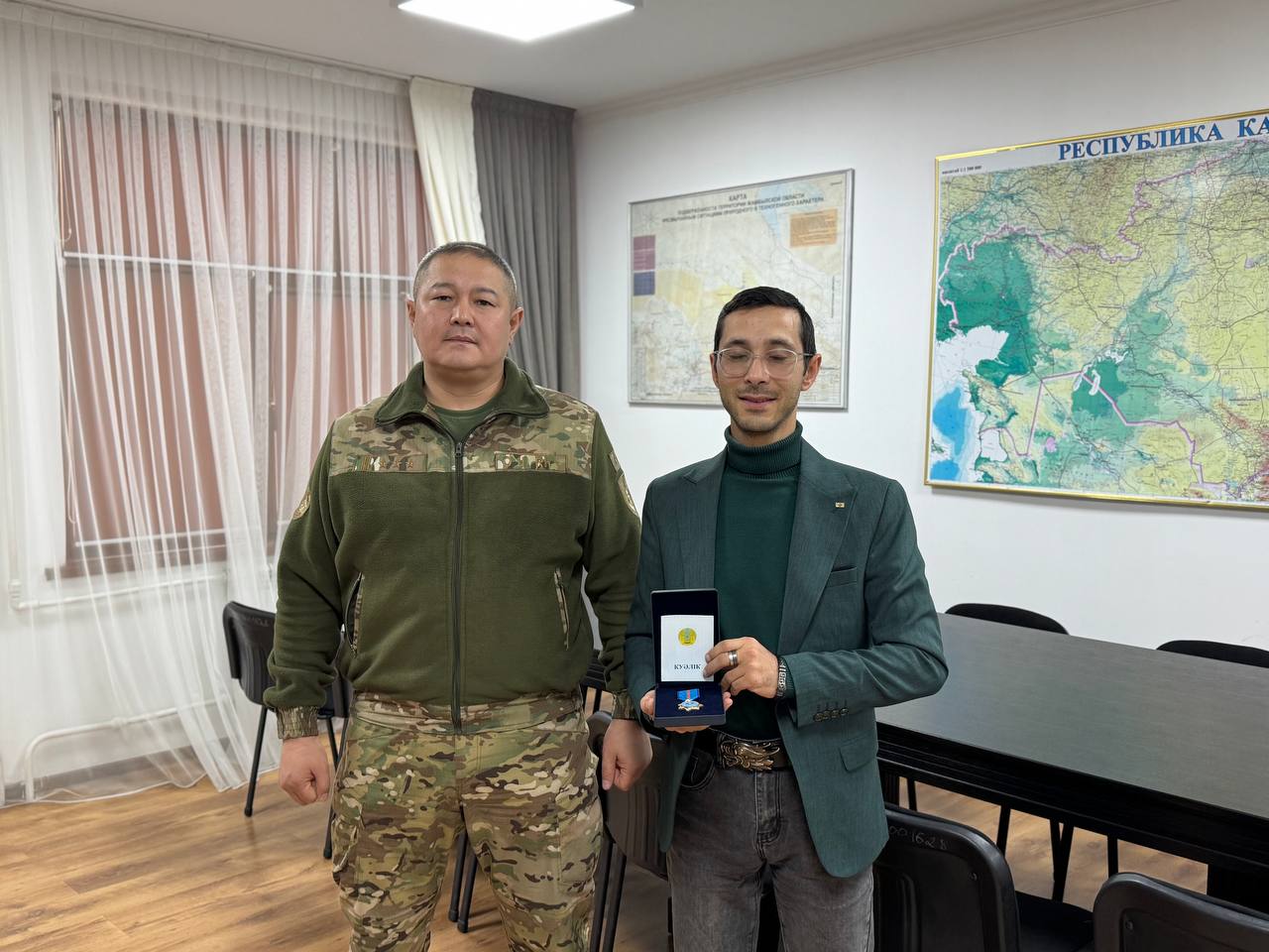 Редактор областного телеканала награждён юбилейной медалью МЧС