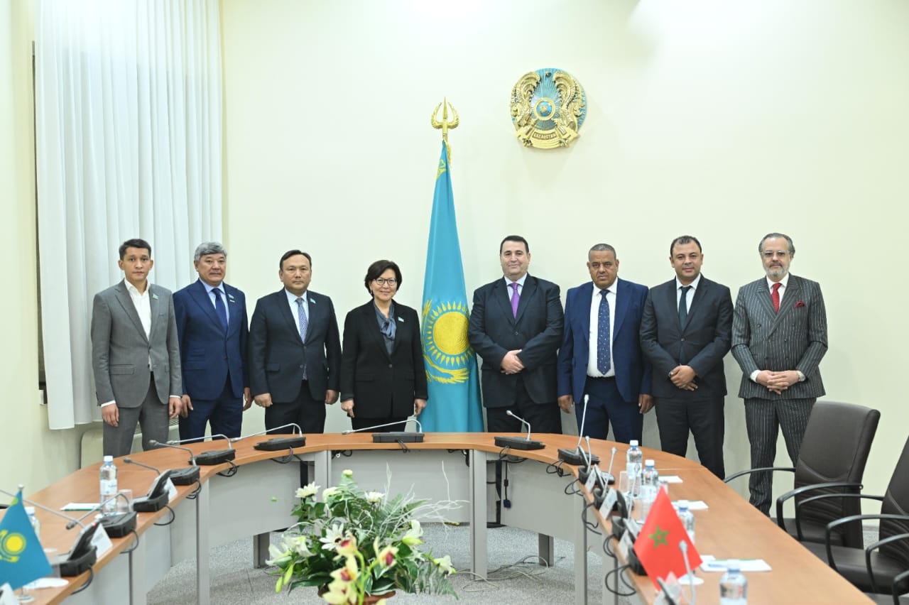 Марокко Корольдігі Өкілдер палатасы жанындағы Марокко-Қазақстан парламенттік достық тобының төрағасы А. Тахер бастаған делегация Қазақстан Республикасында жұмыс сапарымен болды