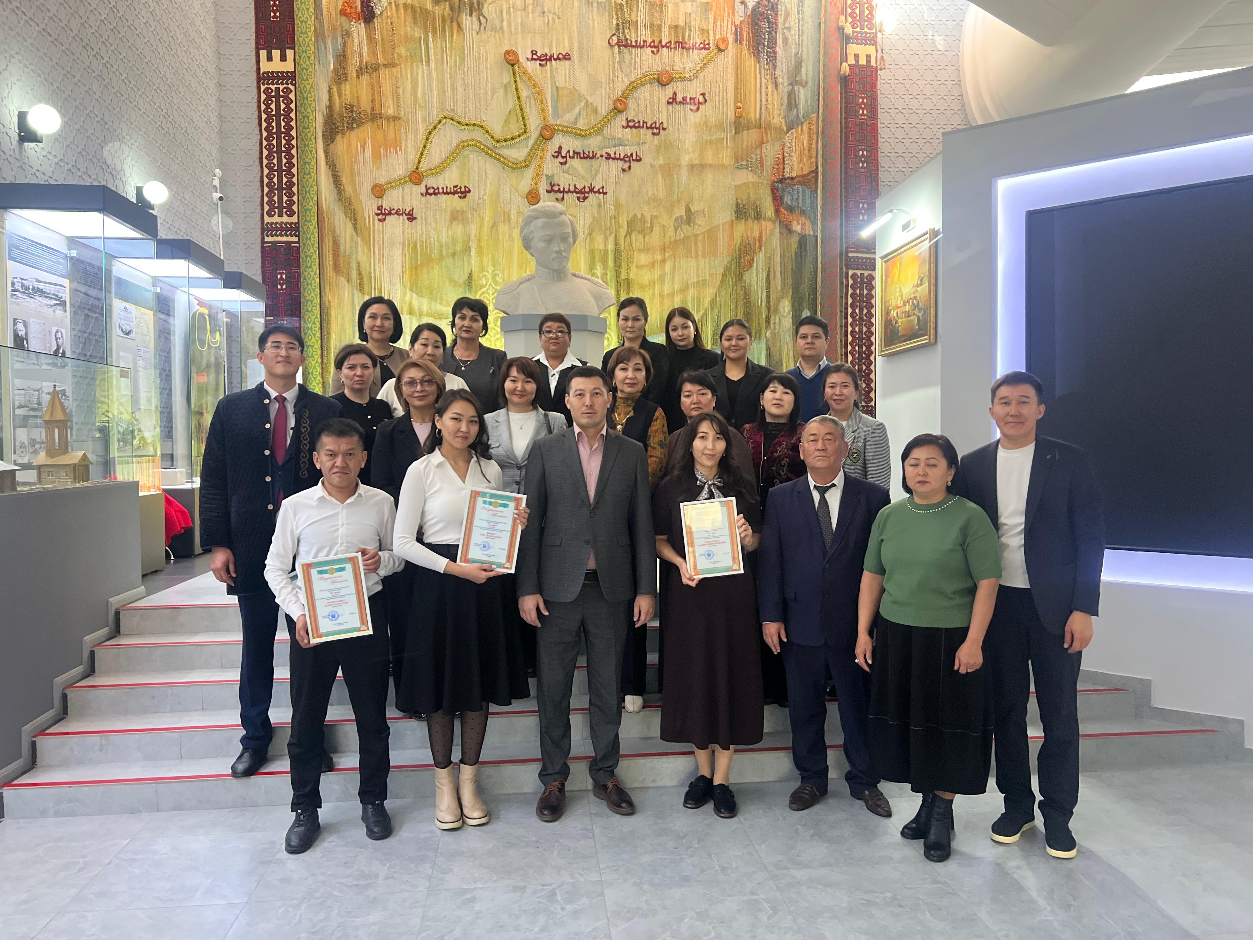 В честь 190-летия Шокана Уалиханова организован круглый стол «Шоқан - Яркая звезда Востока»