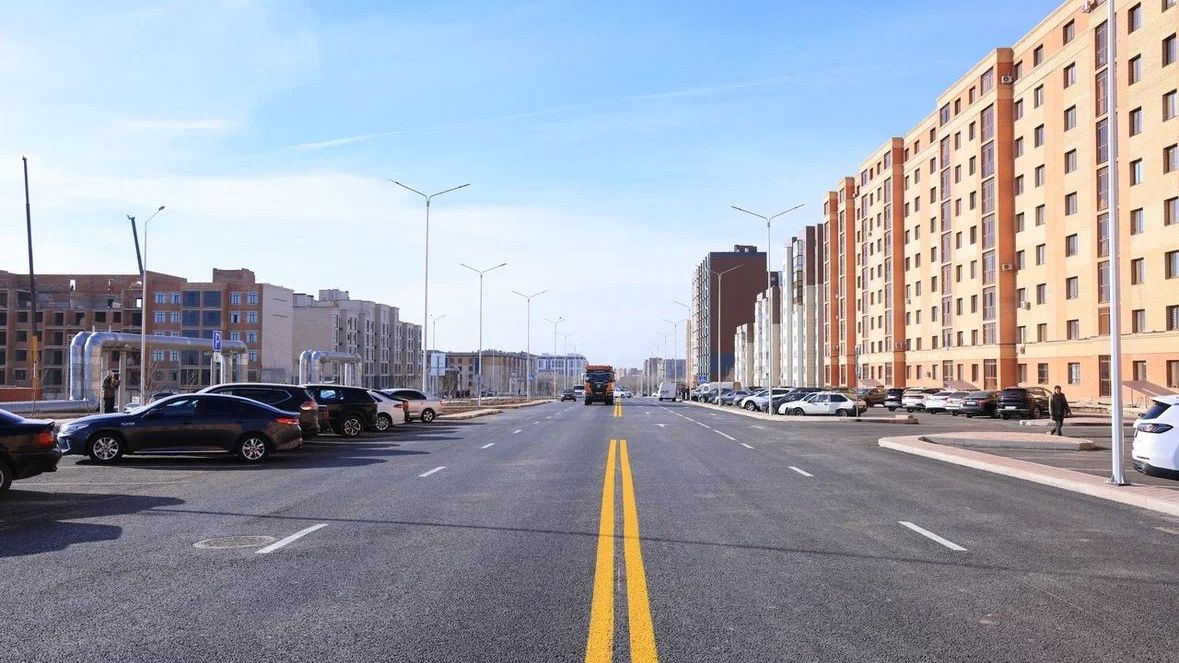 Қыздың бүкіл денесіне спермы бар (фото)