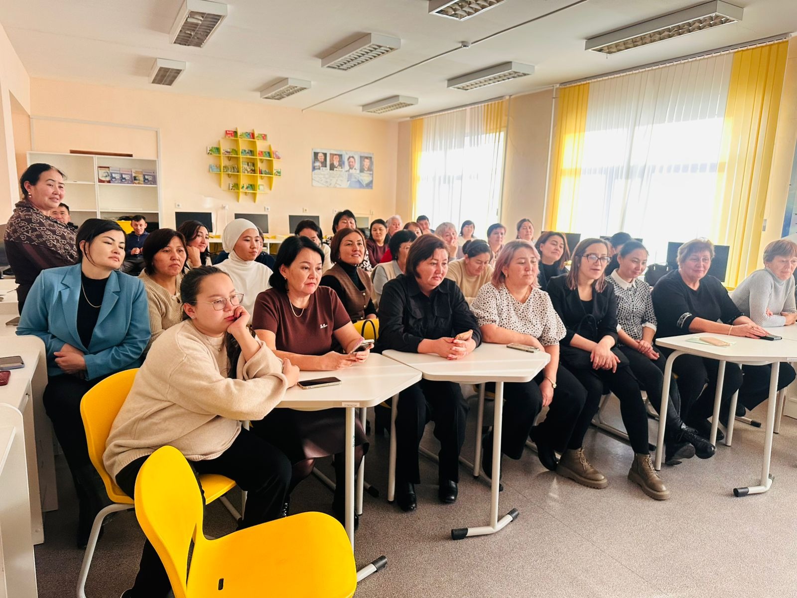 БІЛІМНЕН іс-әрекетке дейін: мұғалімдерге алғашқы көмек көрсету практикасы