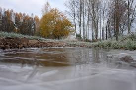 Не стоит испытывать судьбу и первый лед