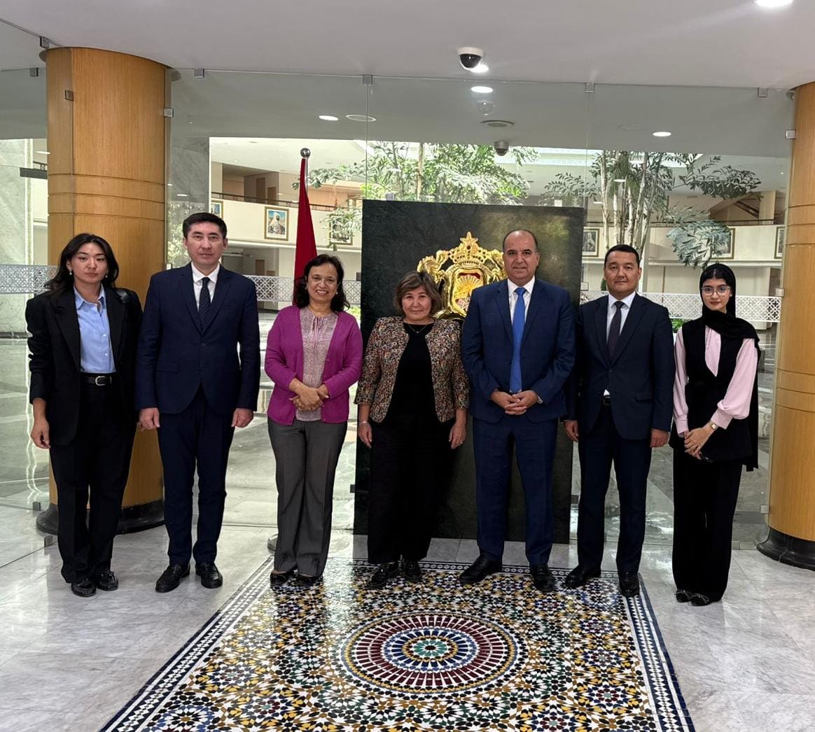 Марокко Сыртқы саяси ведомствосының Азия және Океания істері жөніндегі департаменті директоры Омар Кадиримен кездесу