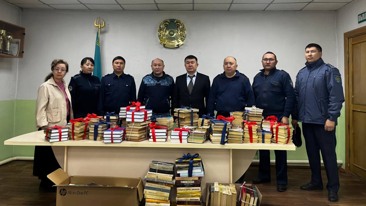 Абай облысында колония кітапханасының қоры толықтырылды.
