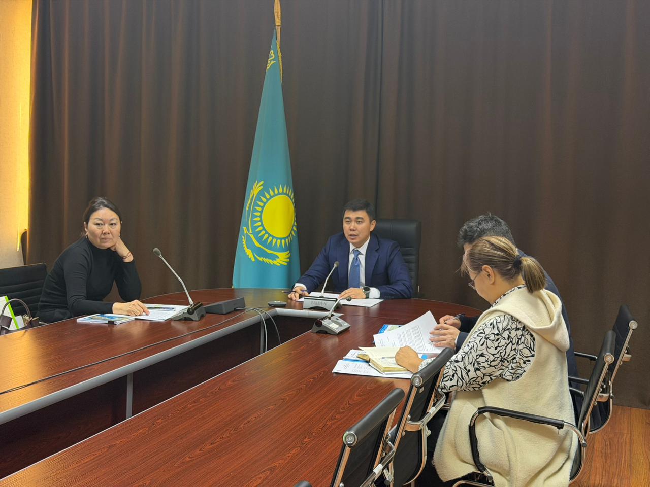 Вице-министр промышленности и строительства РК провёл встречу с представителями испанской компании Aqualia