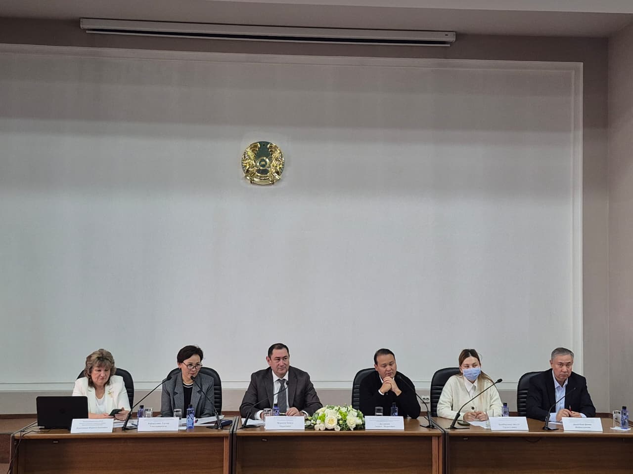 КРУГЛЫЙ СТОЛ: ФАРМАЦЕВТИЧЕСКОЕ ПРОСТРАНСТВО КАЗАХСТАНА И ЕАЭС: КЛЮЧЕВЫЕ ВЕКТОРЫ РАЗВИТИЯ ОТРАСЛИ