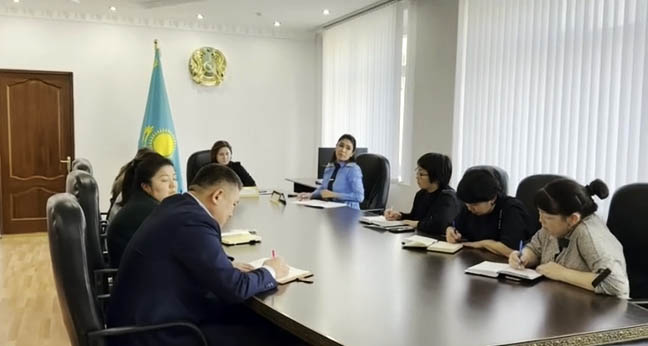 В Департаменте юстиции проведен  круглый стол с участием прокурора Департамента Комитета по правовой статистике и специальным учетам Актюбинской области на тему «Обсуждение практики и проблемных вопросов при расмотрении обращений граждан  в информационной системе «Е Otinish».