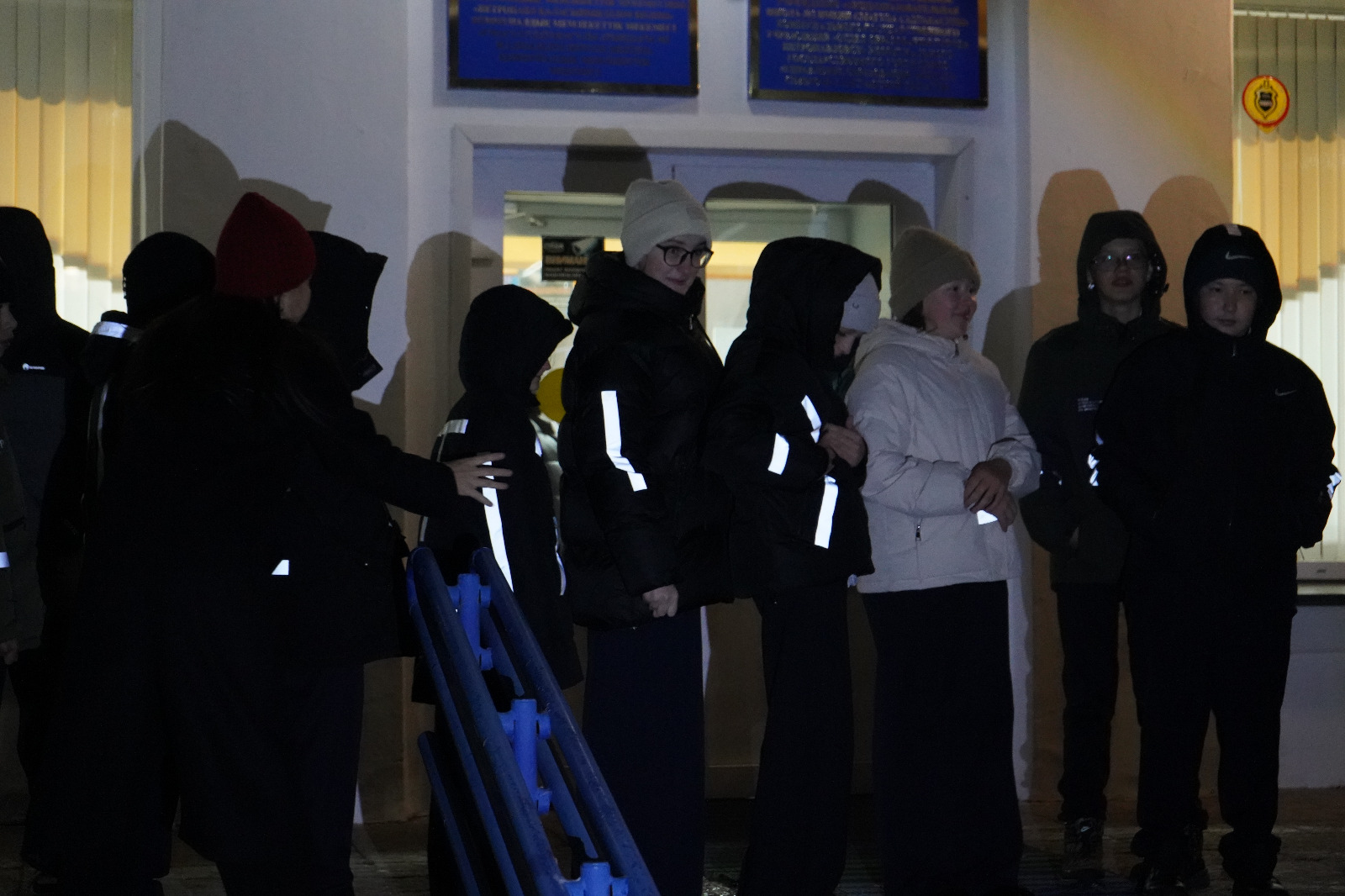 СҚО-да полицейлер Петропавл қаласындағы мектептердің бірінде «Қауіпсіздікке жарқын қадам» жобасын аяқтады