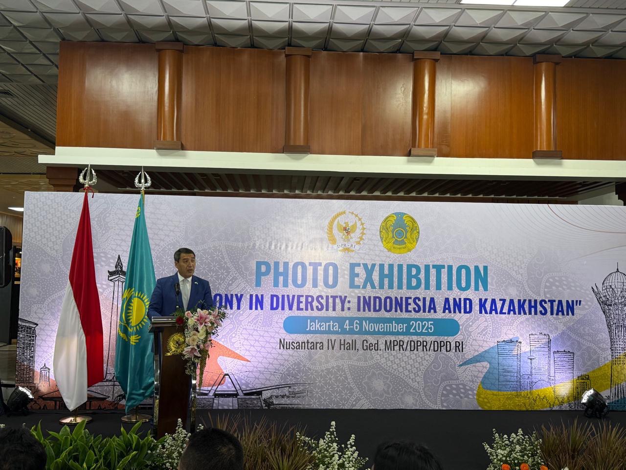 Индонезия Парламентінде тұңғыш рет Қазақстан туралы фотокөрме ұсынылды.