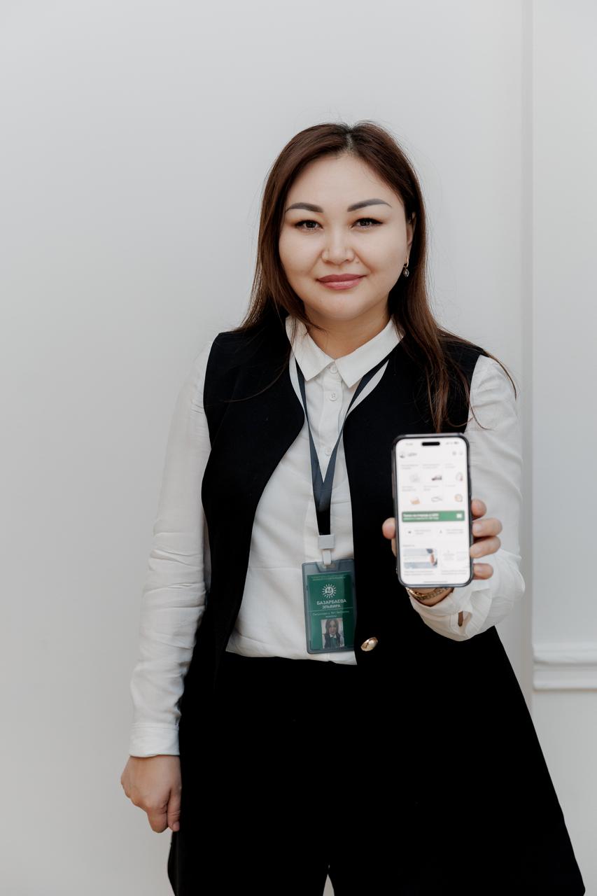 В ЦОНе Есильского района запускается пилотный проект по бронированию талонов электронной очереди