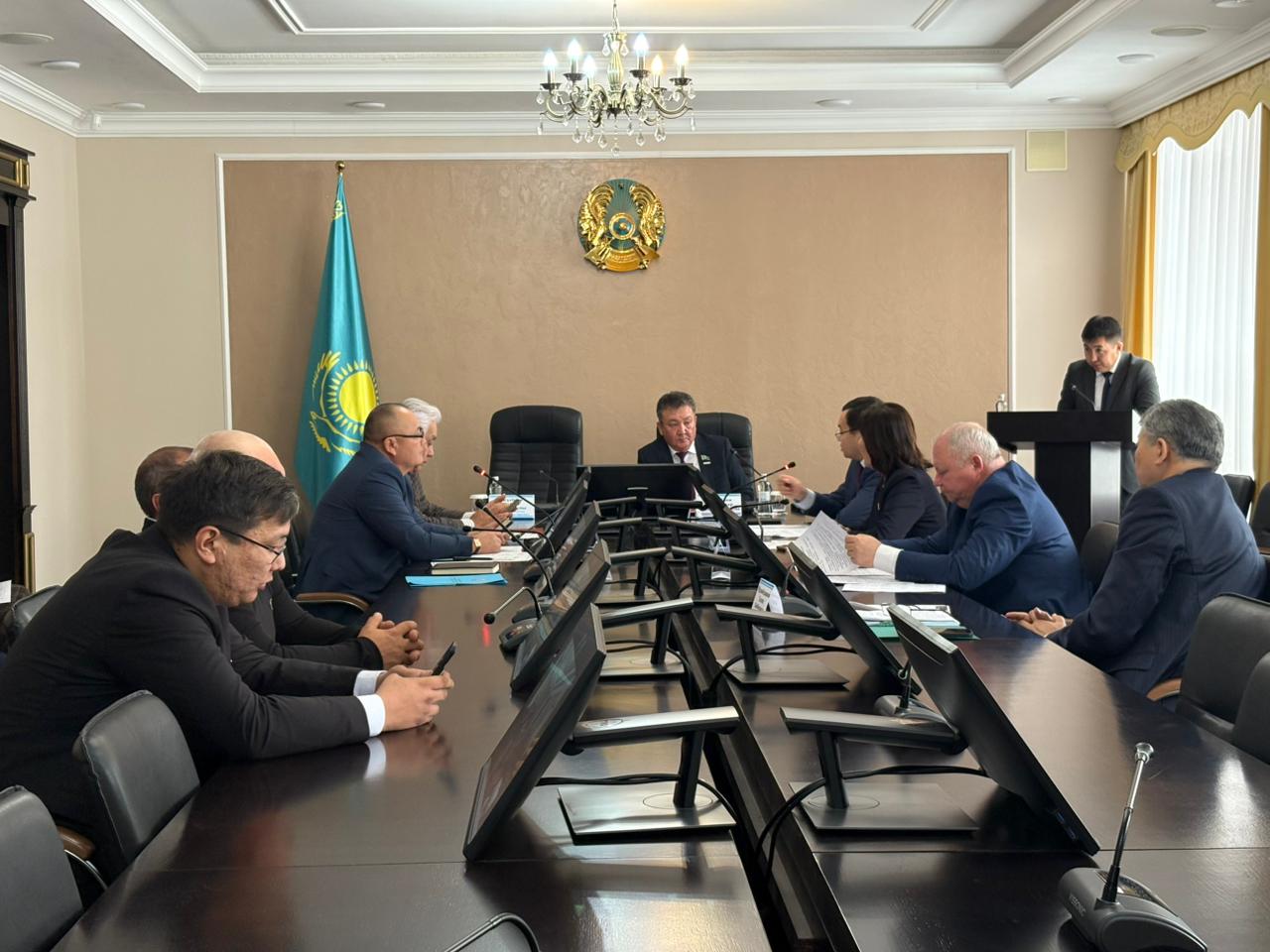 Облыстық мәслихатта «Кең дала-2» және «Ауыл аманаты» бағдарламаларының іске асырылуы талқыланды