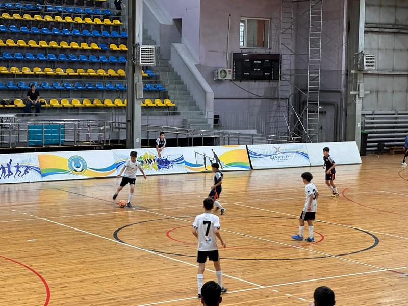 Ең жақсы жалаңаш фотолар Шашты жігіттердің порнофотосуреттері