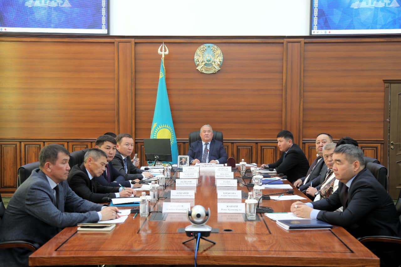 Әкімдік мәжілісінде маңызды мәселелер қаралды