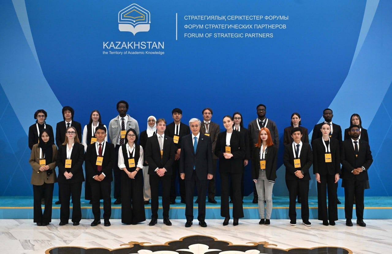 Студентка из Актау встретилась с Президентом