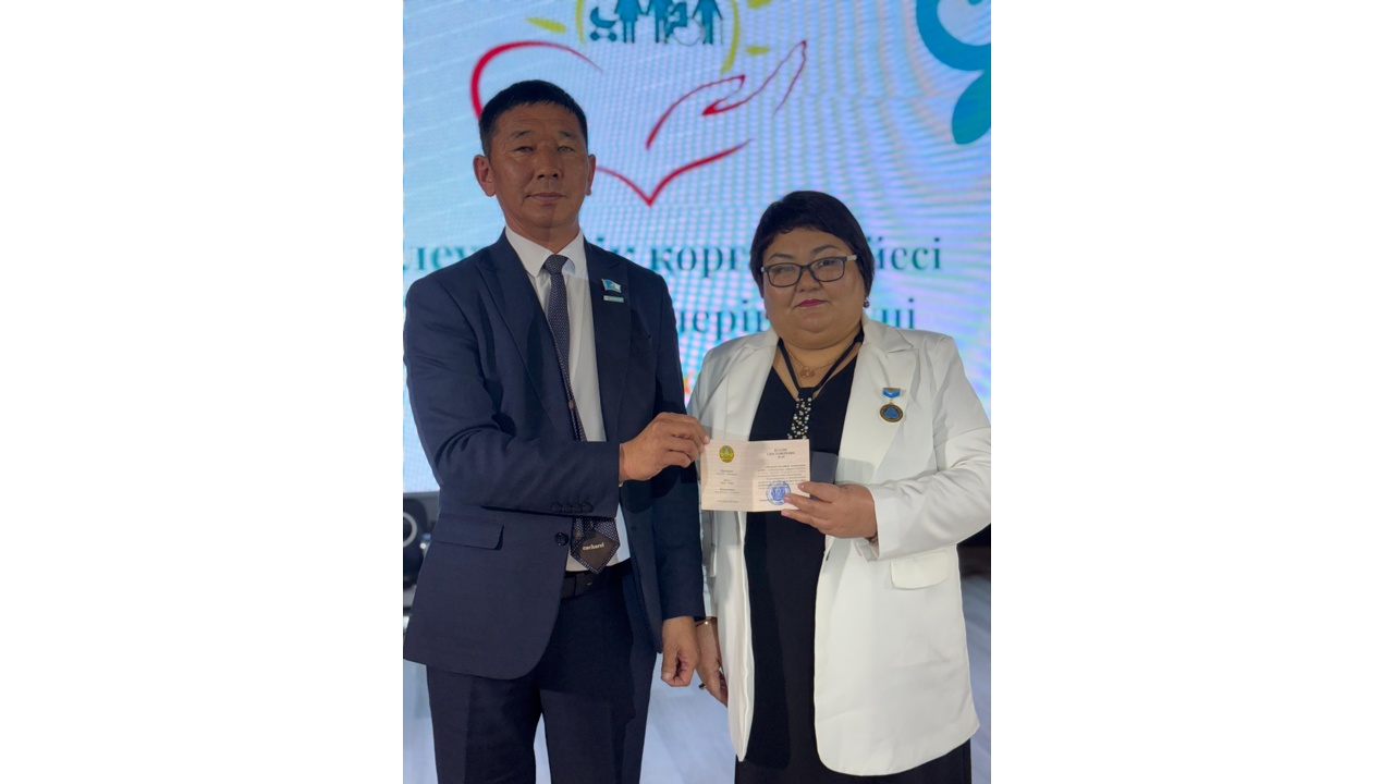 Бүгін әлеуметтік қызметкерлер күні аталып өтті.