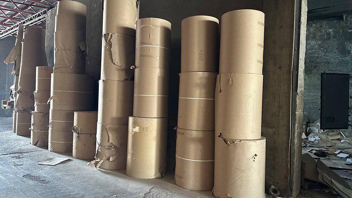 Оңай мінезді жалаңаш әйел Эротикалық секс жас жабайы