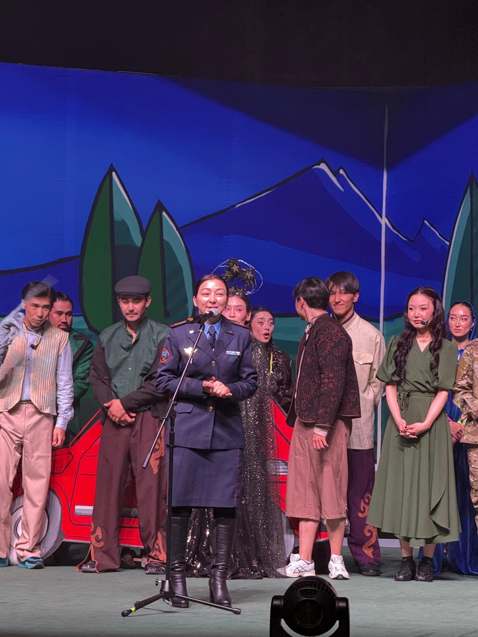 ВОСПИТАТЕЛЬНАЯ ПОСТАНОВКА: ДЕТИ НАУЧИЛИСЬ ПРАВИЛАМ ПОЖАРНОЙ БЕЗОПАСНОСТИ В ТЕАТРЕ