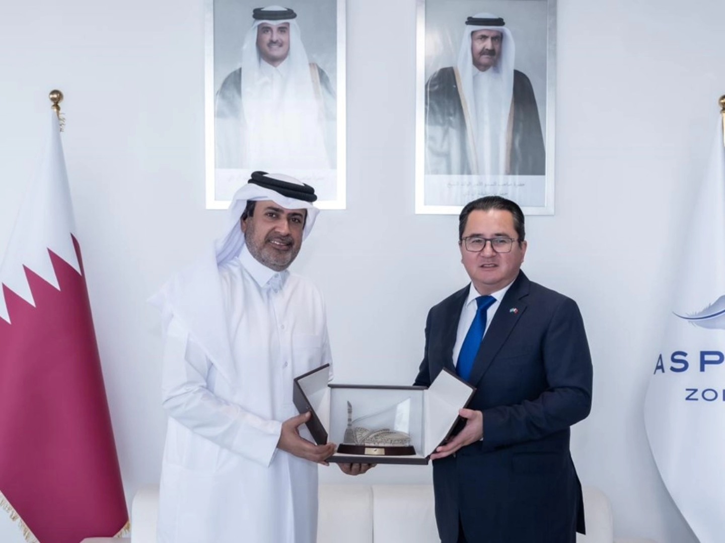 Елші Aspire Zone Foundation ұйымының атқарушы директорымен кездесті