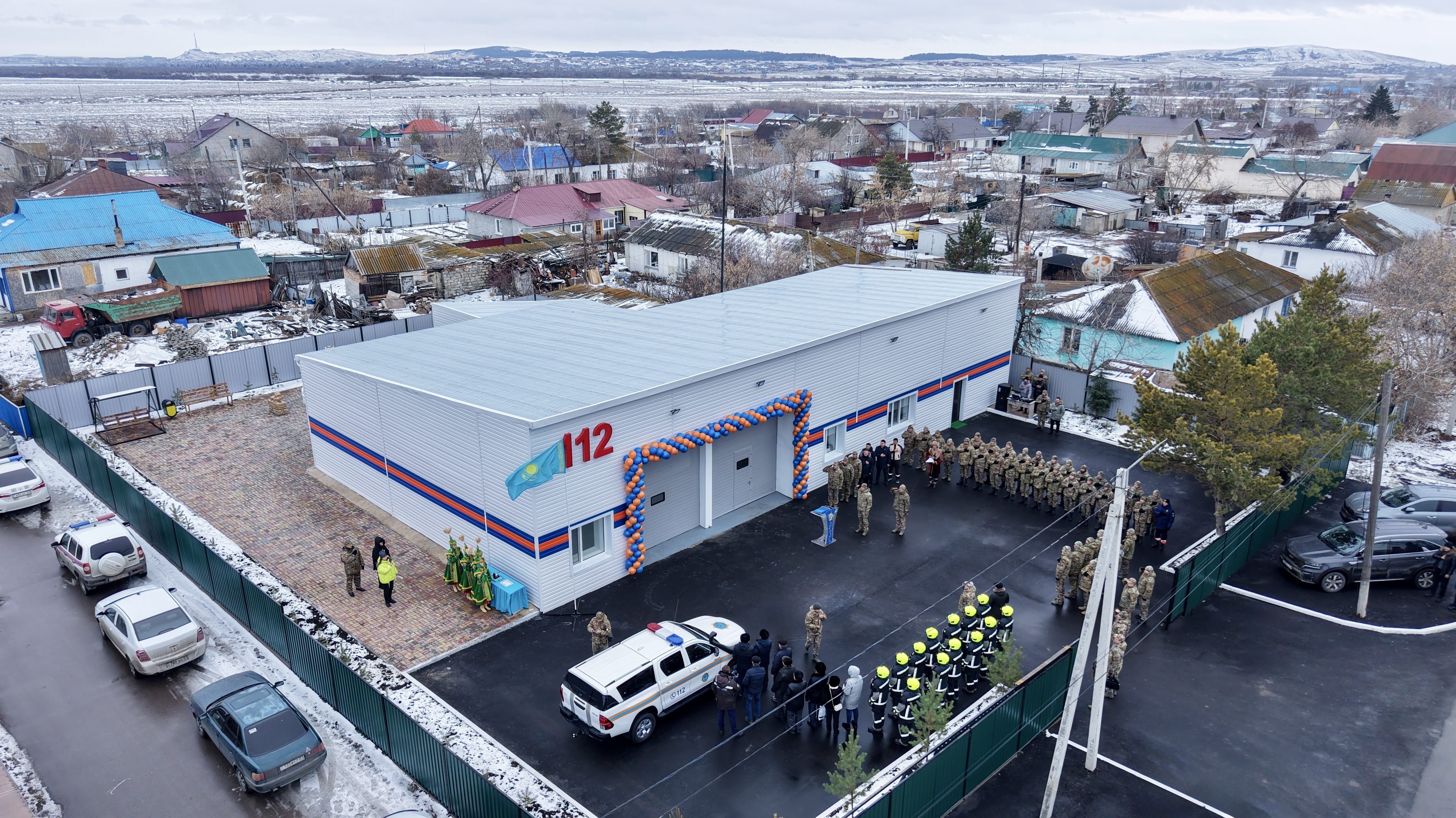 Глава МЧС Казахстана открыл пожарное депо в селе Красный Яр