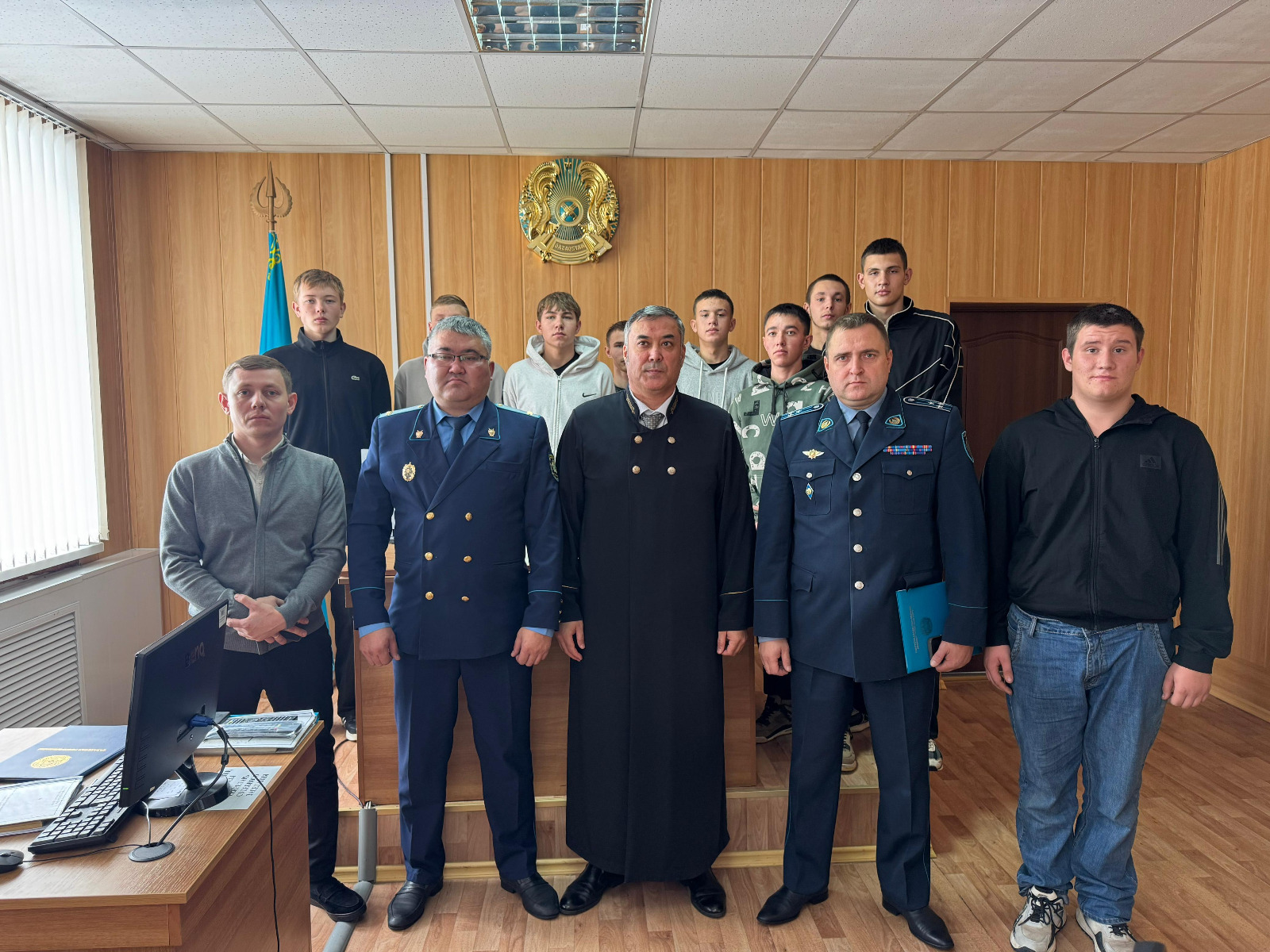 Есірткі таратушыға қатысты көрсетілім сотын полицейлер мен прокурорлар ұйымдастырды