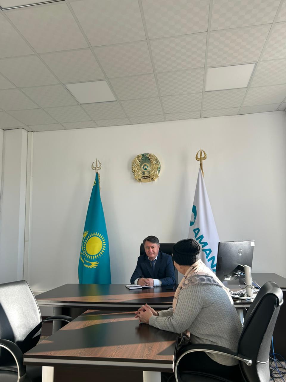 Руководителя Департамента юстиции Кызылординской области У. Оразгельды провёл личный приём граждан в Центре приёма граждан акимата Кызылординской области