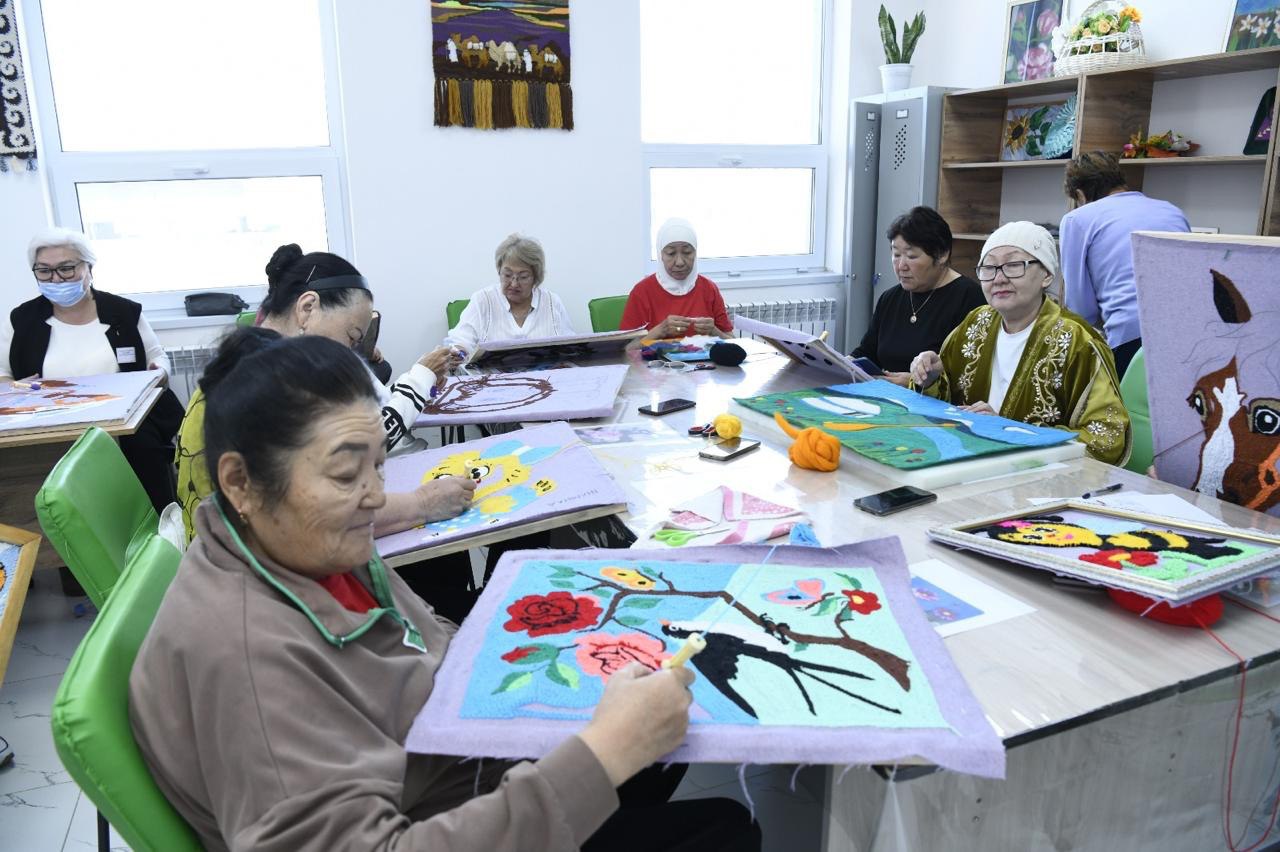 В Астане более 17 тысяч пенсионеров ведут активный образ жизни