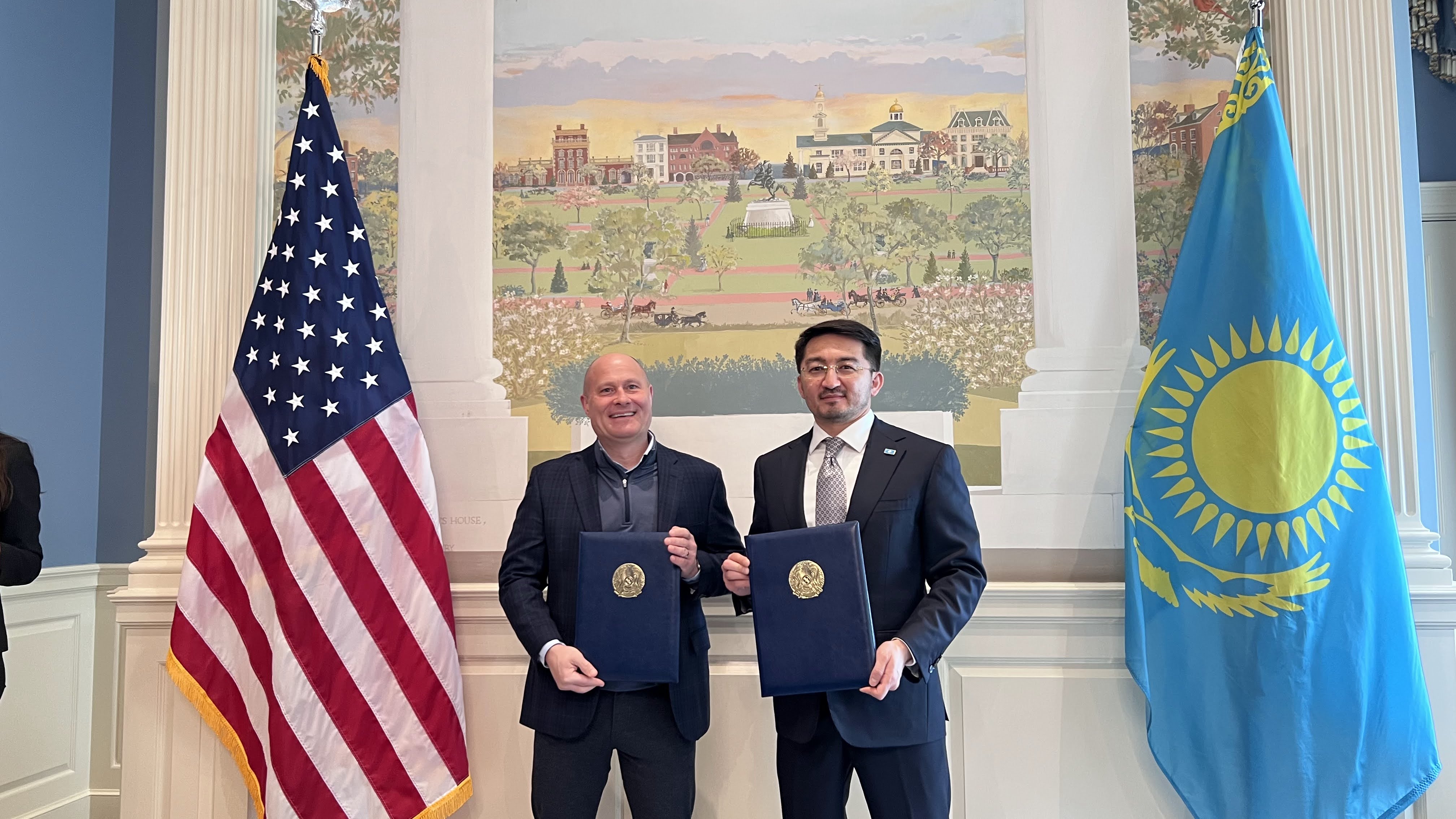 Министерство искусственного интеллекта и цифрового развития Казахстана и компания BETA Technologies подписали Меморандум о сотрудничестве в сфере передовых технологий транспорта