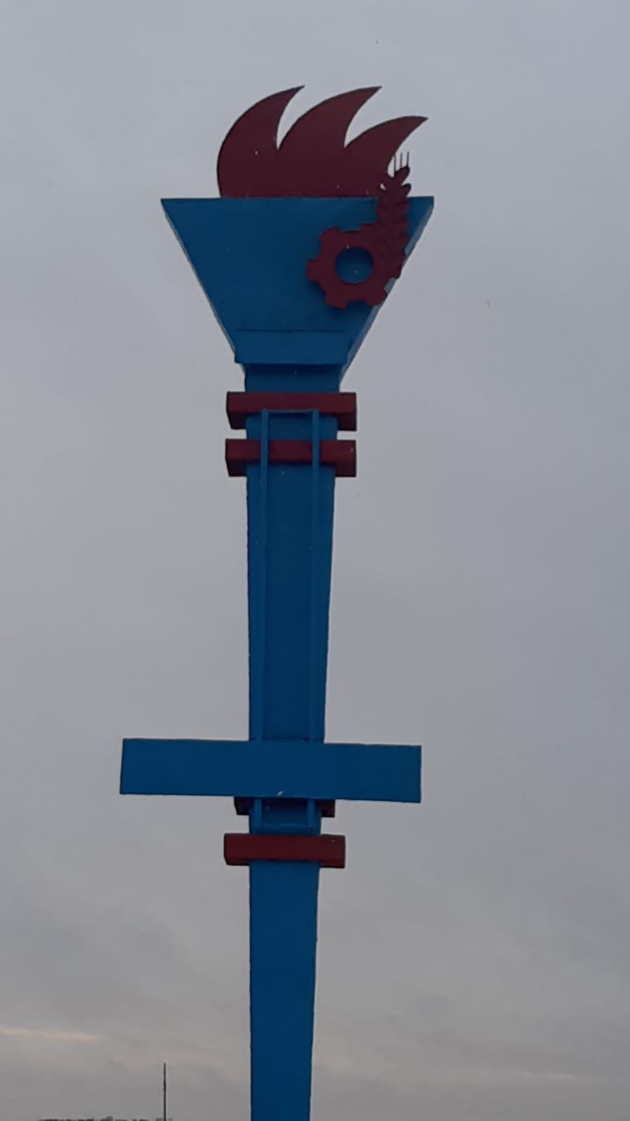 Проведены работы по обновлению стелы на границе села Мирное