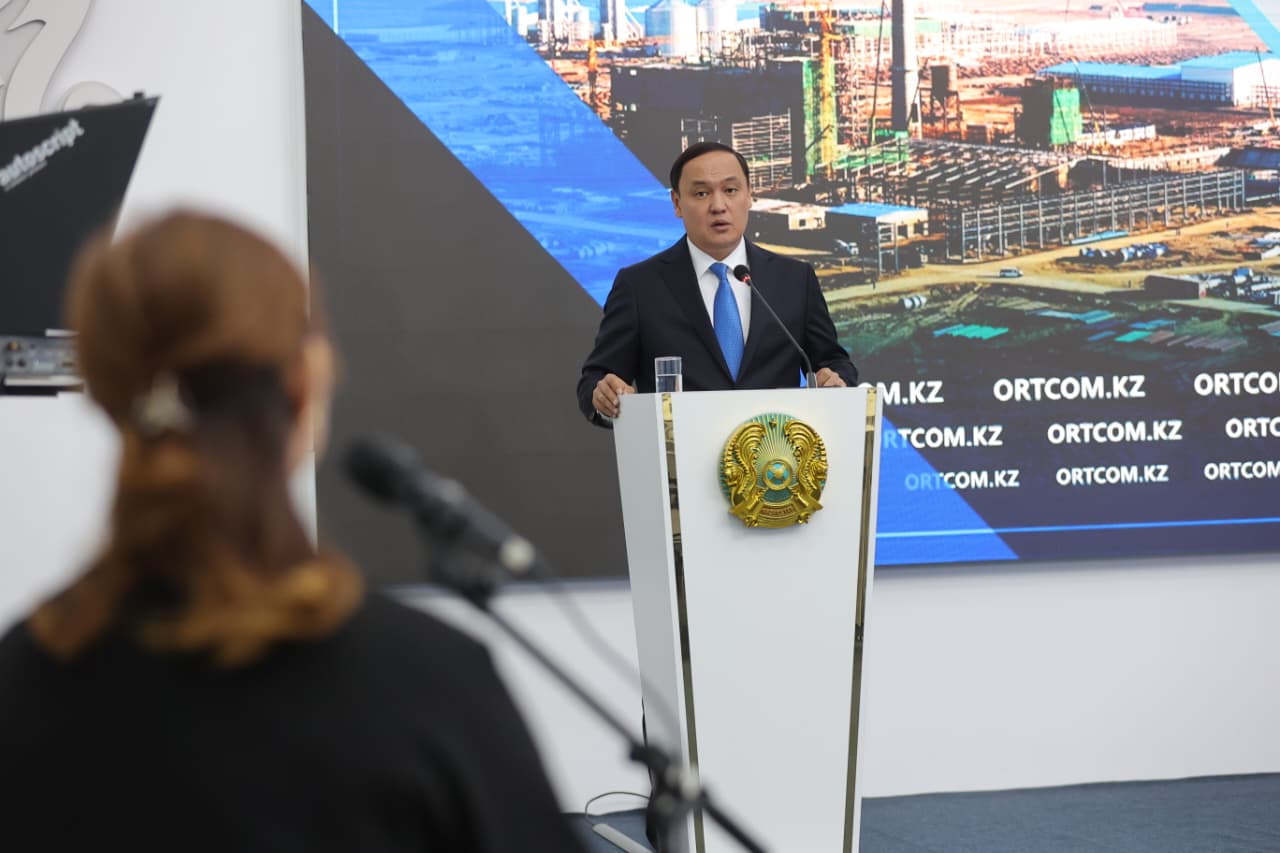 «Әрбір жағдай – бұл статистика емес, баланың тағдыры» — Ербол Қарашөкеев балаларды қорғау жүйесі туралы