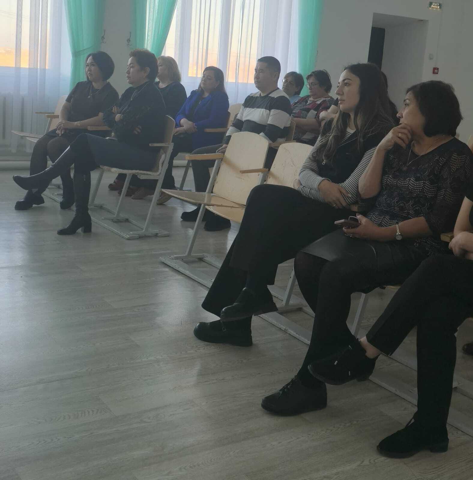 Информационно-разъяснительная работа по государственным услугам