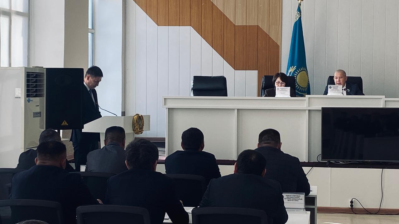 Зайсан аудандық мәслихатының кезектен тыс сессиясы