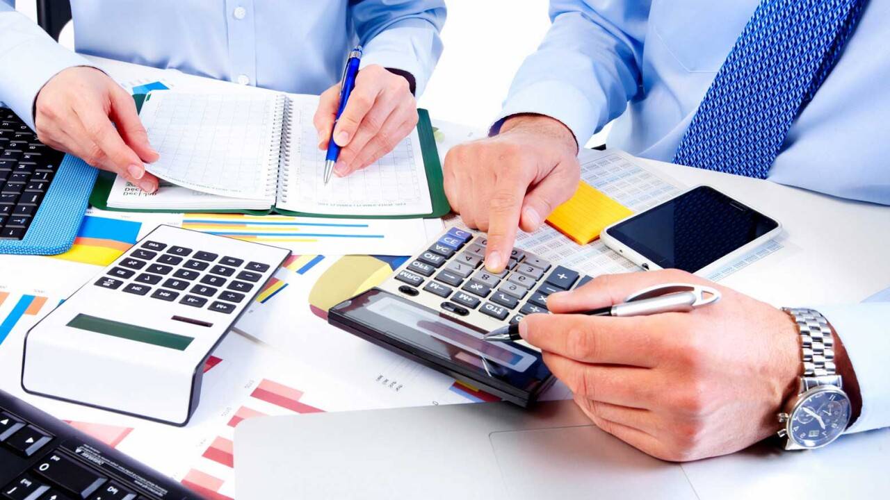 Мемлекеттік кірістер комитеті кәсіпкерлерді бақылау-касса машиналарын (БКМ) пайдалану бойынша жаңа талаптар және жұмыс істеуге арналған қолжетімді тегін құралдар туралы хабардар етеді