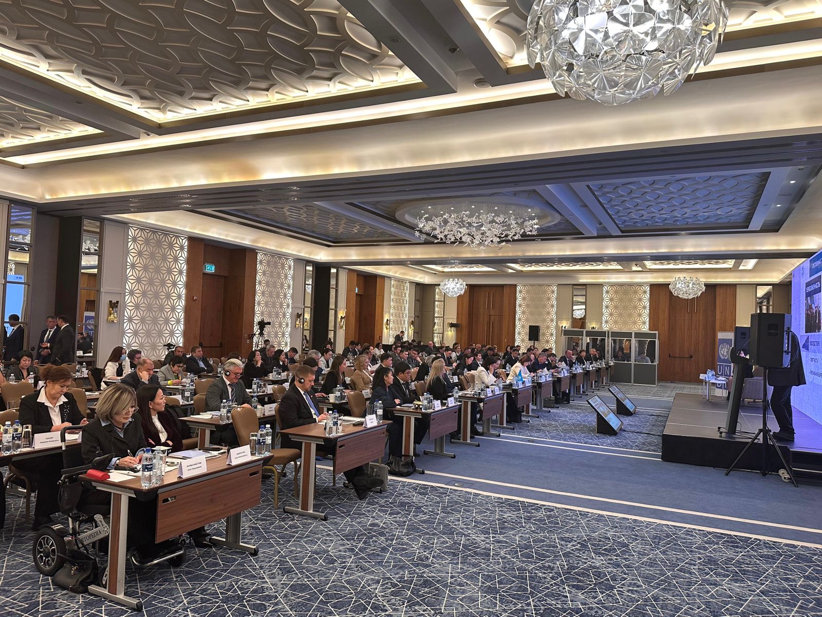 Әділет вице-министрі Ботагөз Жақселекова адам құқықтары күніне орай өткен «Адам құқықтары және пенитенциарлық жүйені дамыту: ұлттық басымдықтар мен халықаралық стандарттар» ғылыми-практикалық конференциясына қатысты