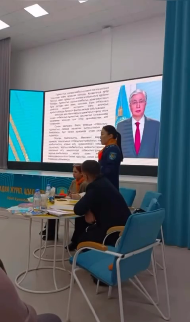 Оқушылар мен олардың ата-аналарының қатысуымен кездесу өтті