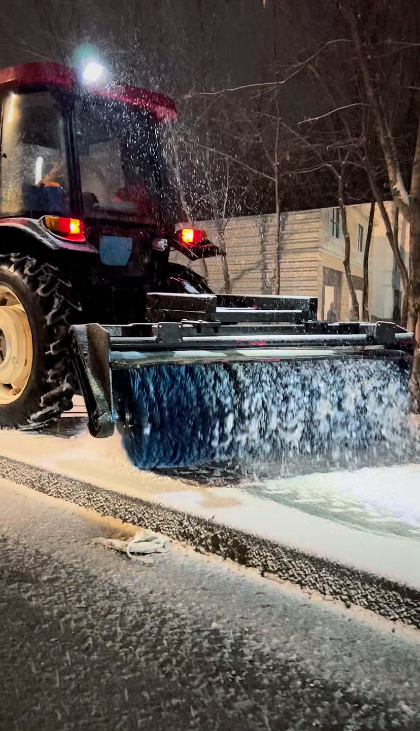 Алматыда қалың қарға байланысты коммуналдық қызмет күшейтілген режимге көшті