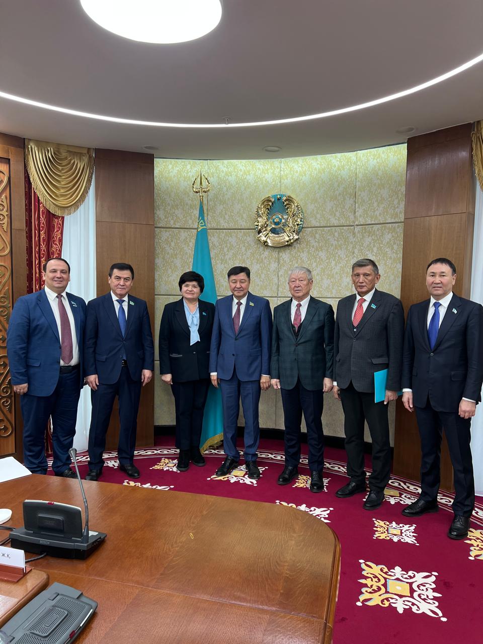 Бүгін елордада Қазақстан Республикасы Парламенті Сенатының жанындағы мәслихаттармен өзара іс-қимыл жөніндегі кеңестің отырысы өтуде