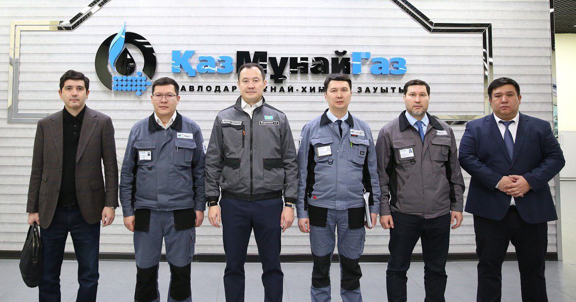 Вице-министр энергетики посетил ПНХЗ с рабочим визитом