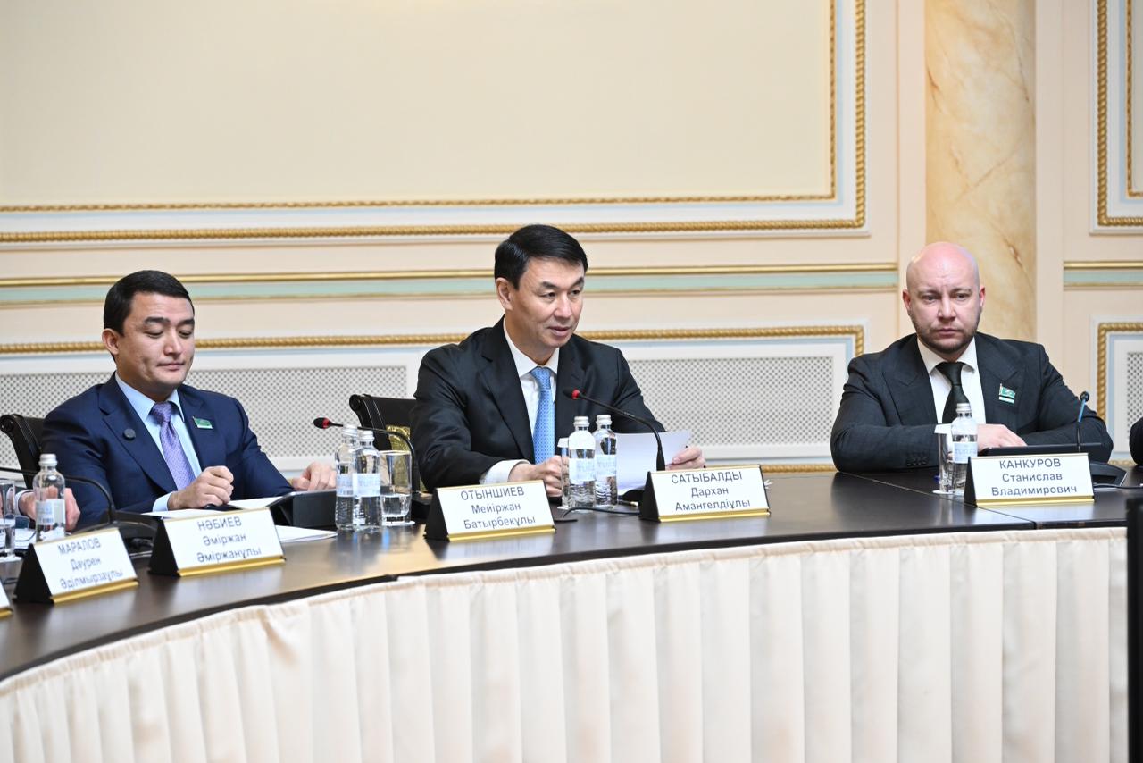 Алматы қаласының депутаттары алдағы үш жылға арналған бюджетті қолдады