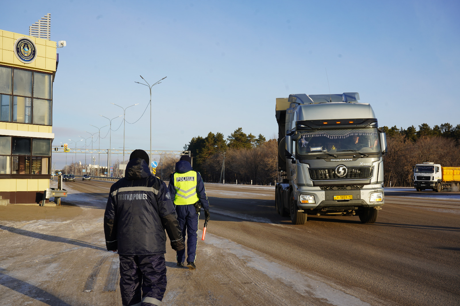 Погода будет меняться — полицейские и специалисты «Казгидромет» предупреждают водителей в СКО