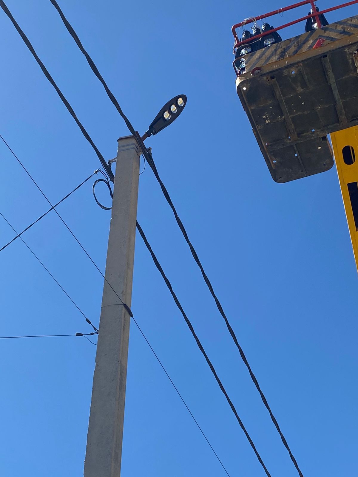 Батыр ауылдық округінде көше шамдарын орнату жұмыстары жүргізілуде