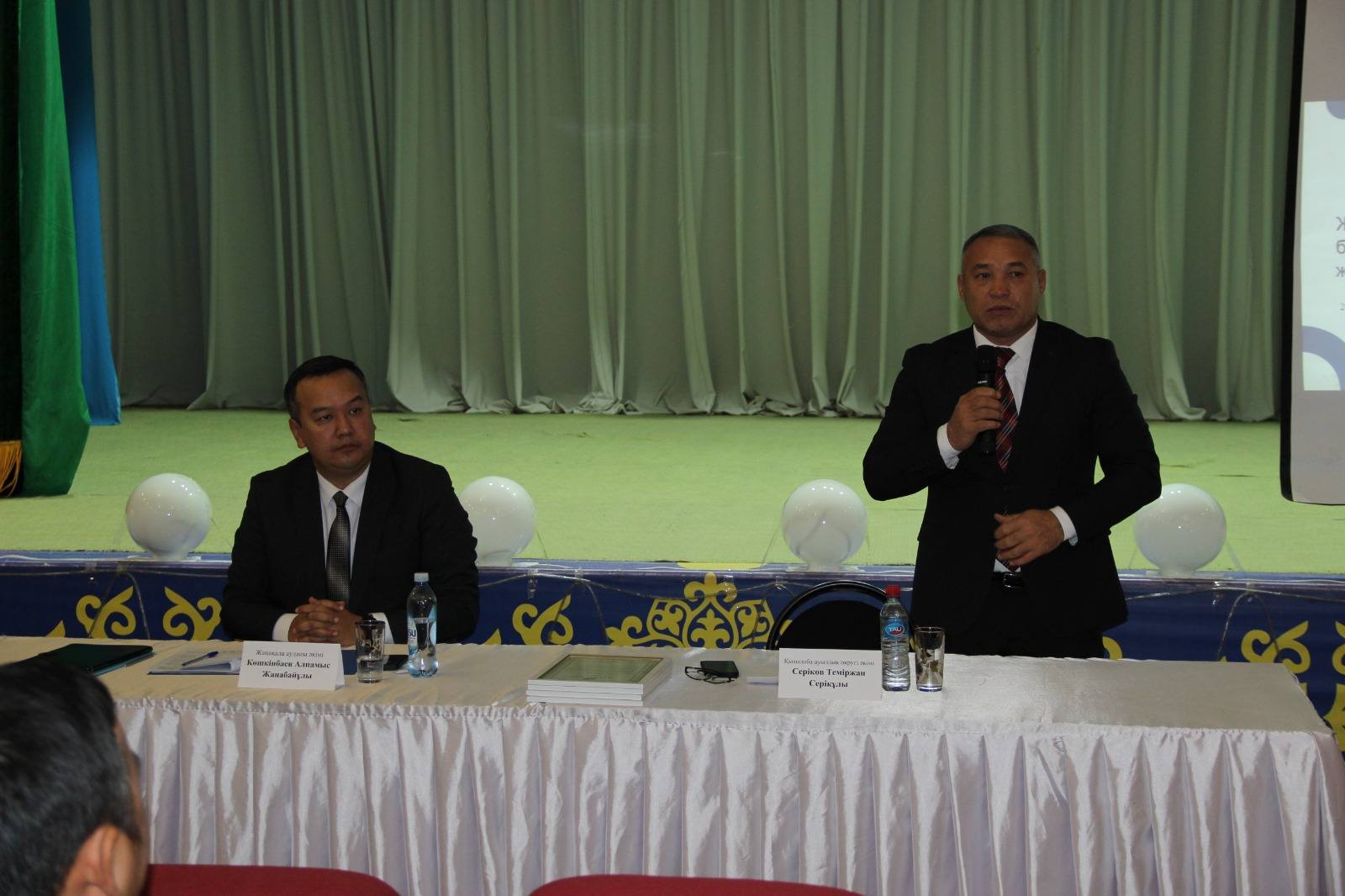 Отчетные встречи продолжаются