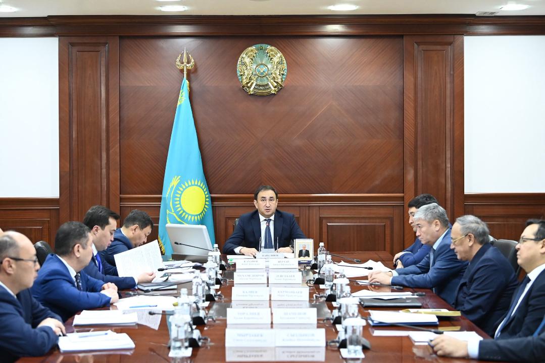 Көлік-транзит саласын дамыту және цифрландыру мәселесі қаралды