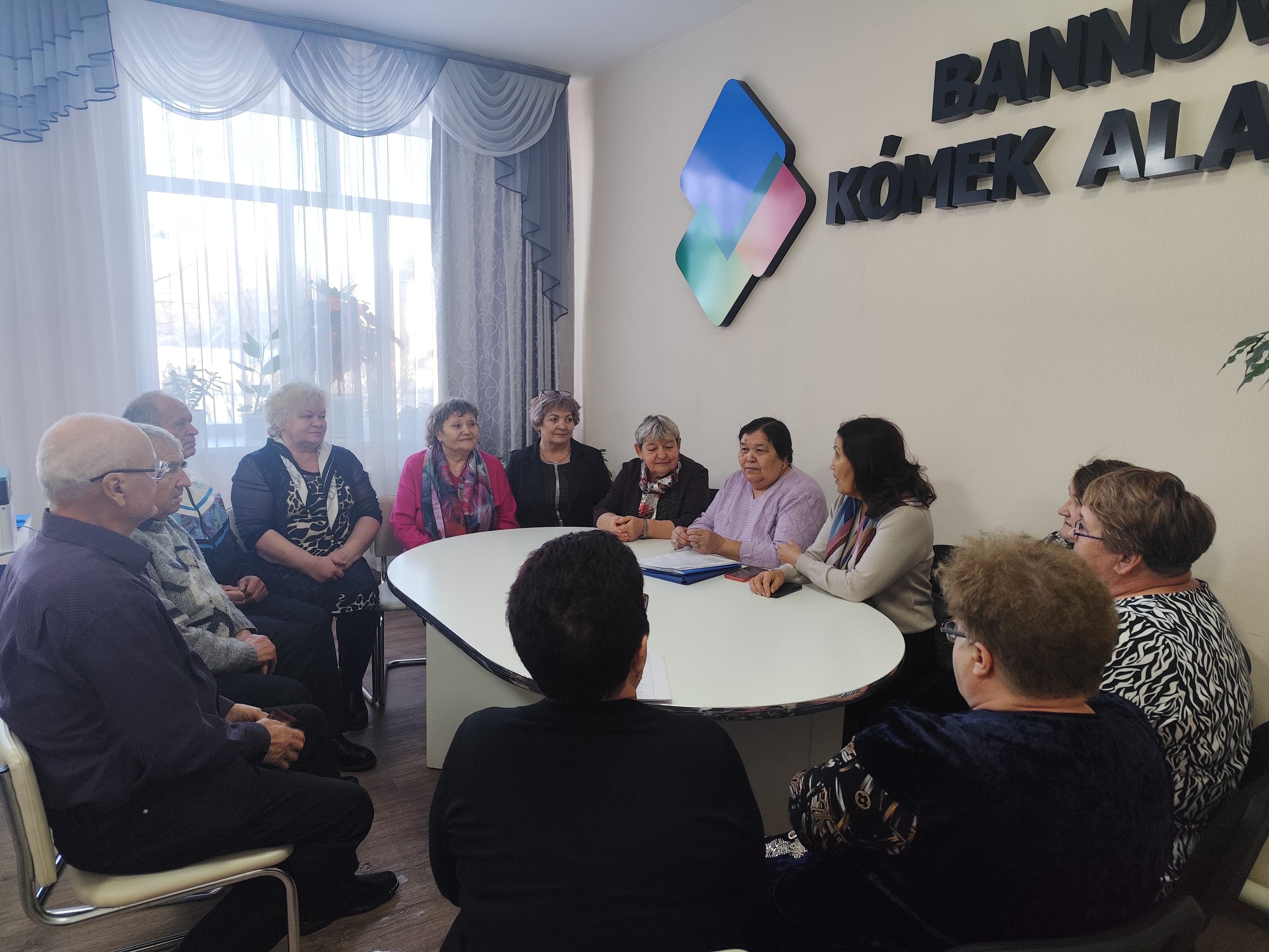 Ардагерлер кеңесінің төрағасымен кездесу