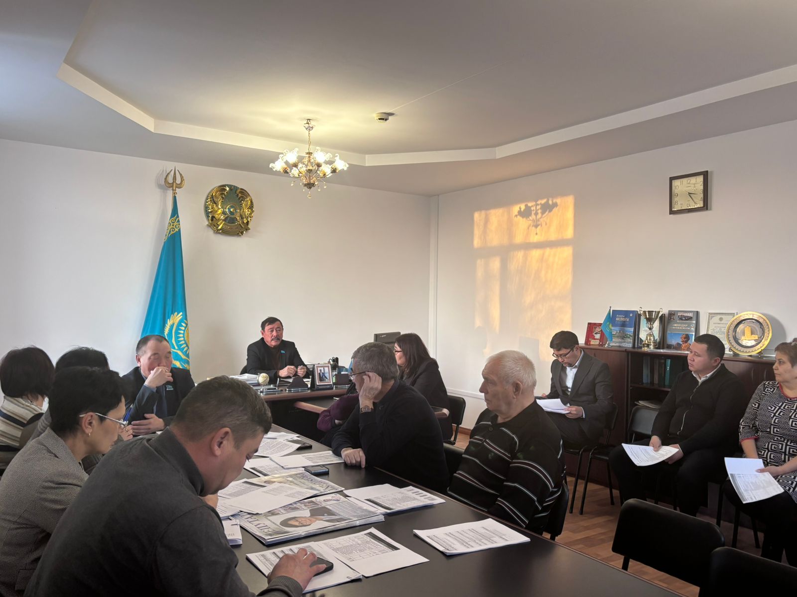 11 декабря 2025 года состоялось расширенное заседание постоянных комиссий Аксуского городского маслихата.