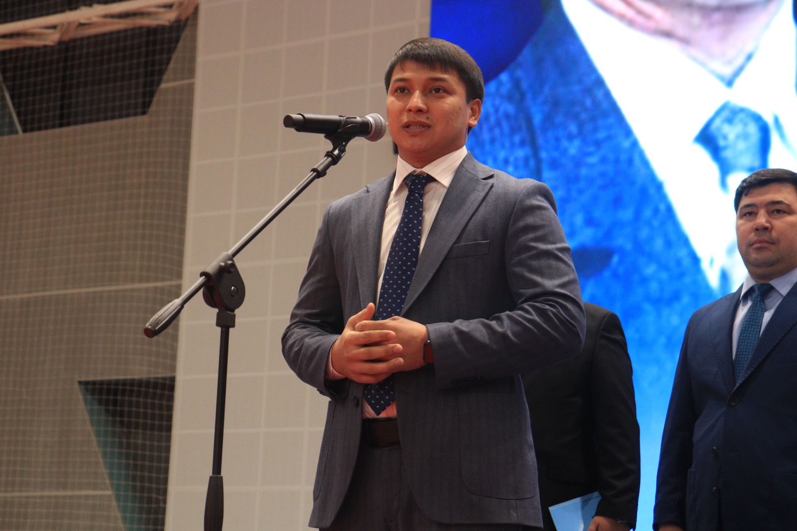 В Уральске стартовал Республиканский турнир по тогызкумалаку, посвящённый 90-летию Кадыра Мырза Али