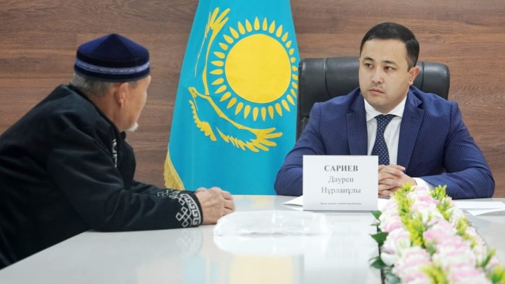 КЕЛЕС: НА ПРИЕМЕ ДАУРЕНА САРИЕВА ОБСУЖДАЛИСЬ СОЦИАЛЬНЫЕ ВОПРОСЫ