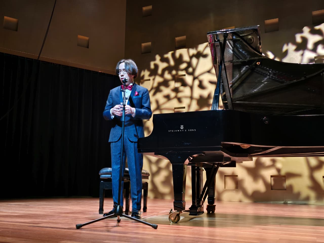 Дыбыс пен бос кеңістіктің арасында: қазақстандық композитор Лейденде кванттық музыканың құпияларын ашады