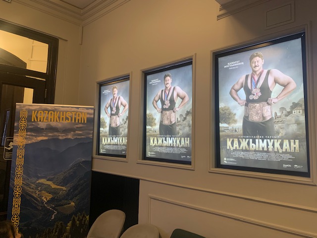 «Қажымұқан» фильмі варшавалық көрерменге таныстырылды